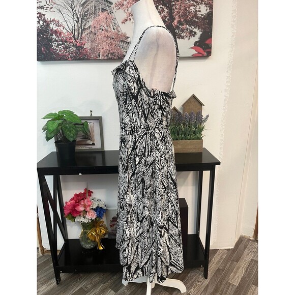 Forever 21 Women’s a line dress medium sleeveless Sweetheart Adjustable straps - Picture 5 of 12